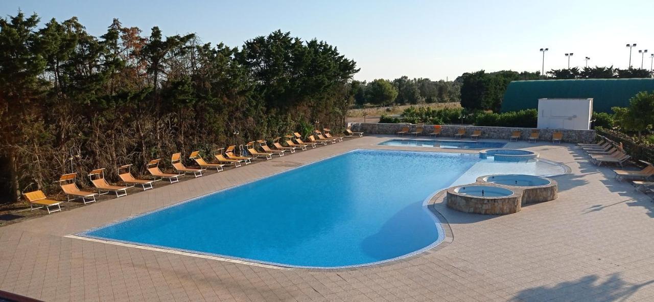 Tenuta Don Monaco - Agriturismo سانتا سيزاريا تيرمي المظهر الخارجي الصورة