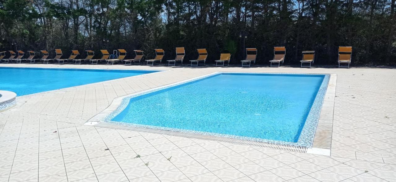 Tenuta Don Monaco - Agriturismo سانتا سيزاريا تيرمي المظهر الخارجي الصورة